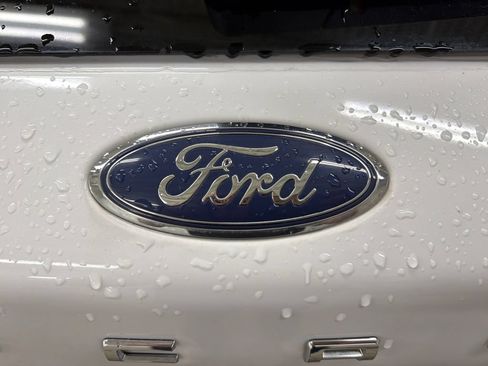 Certified 2021 Ford Escape SE FWD image 26