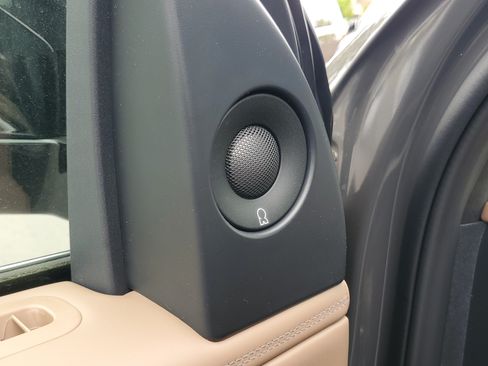 New 2026 Lincoln Navigator L Black Label AWD/4WD image 9