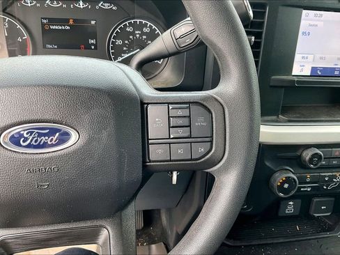 Used 2025 Ford F250 XLT w/ F-250 >10K GVWR Package AWD/4WD image 19