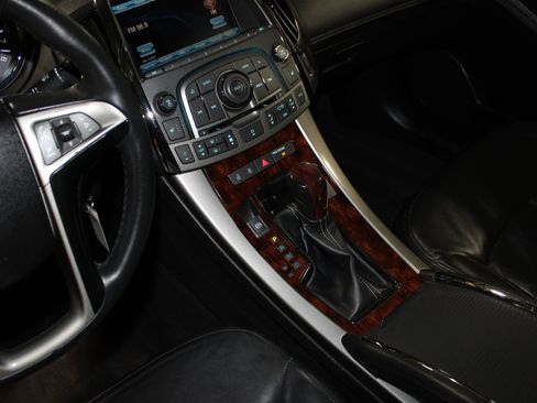 Used 2012 Buick LaCrosse Premium FWD image 17
