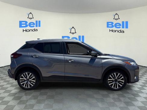 Used 2023 Nissan Kicks SV FWD image 5