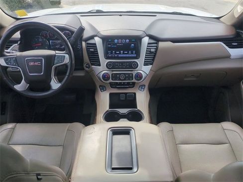 Used 2018 GMC Yukon SLT w/ HD Trailering Package image 15