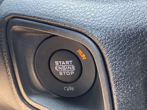 New 2026 Jeep Gladiator Sport AWD/4WD image 20
