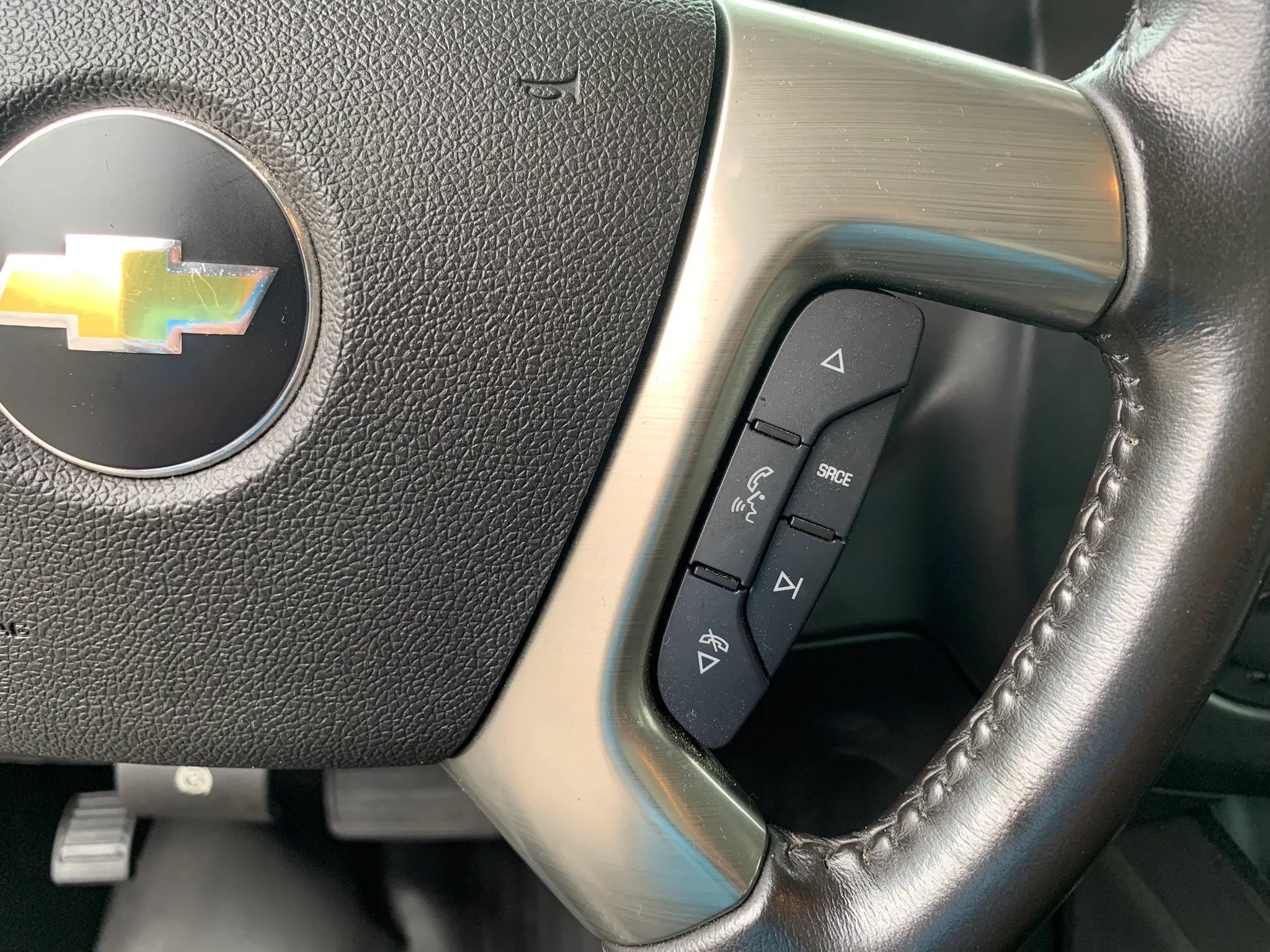 Used 2018 Chevrolet Express 3500 Extended w/ Driver Convenience Package RWD image 13