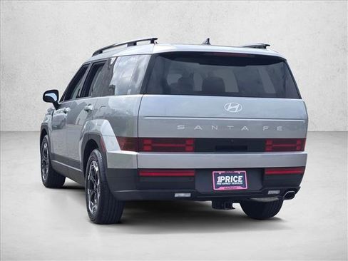 Used 2024 Hyundai Santa Fe SEL FWD image 8