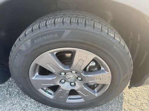 Used 2020 Honda Ridgeline RTL-E image 2