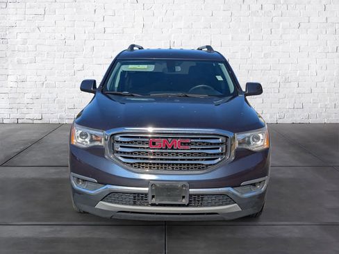 Used 2018 GMC Acadia SLT image 3