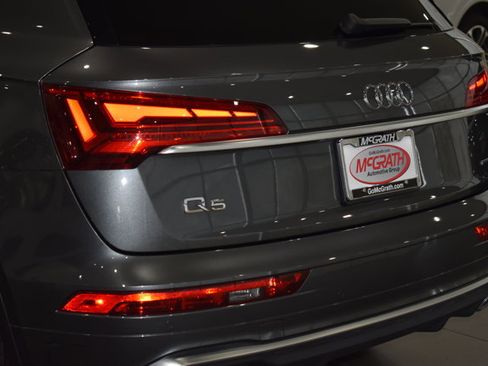 Used 2023 Audi Q5 2.0T Premium w/ Convenience Package AWD/4WD image 9