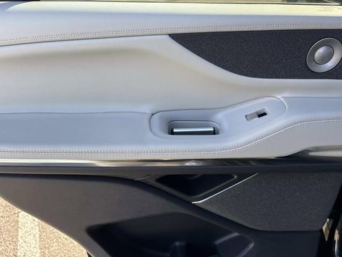 New 2025 Lincoln Navigator Reserve image 20