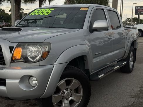Used 2011 Toyota Tacoma PreRunner w/ TRD Sport Pkg RWD image 5