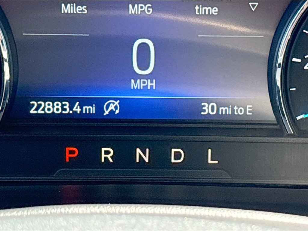 Used 2024 Ford Explorer XLT AWD/4WD image 12