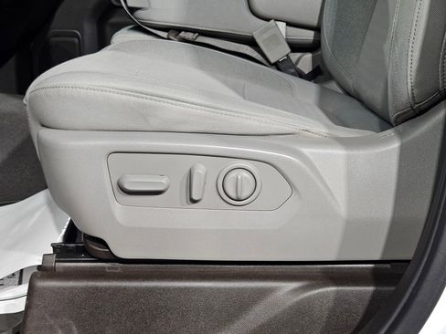 Used 2019 GMC Sierra 1500 SLE w/ SLE Value Package image 22