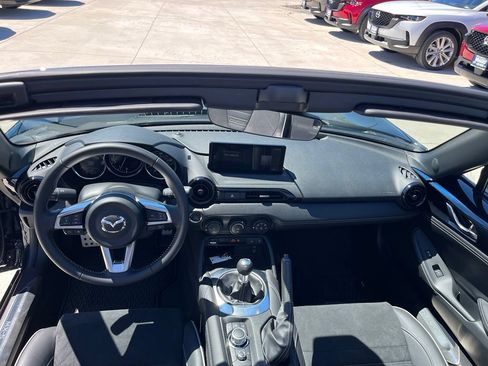 Certified 2025 MAZDA MX-5 Miata RF Club w/ Interior Package RWD image 22