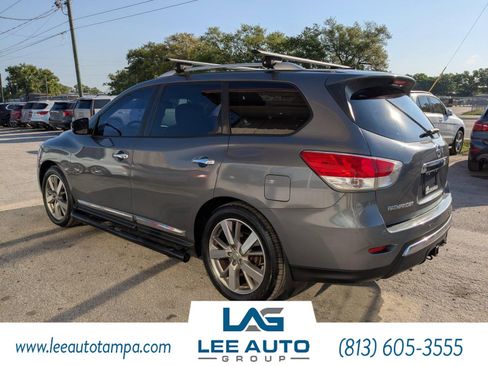 Used 2015 Nissan Pathfinder Platinum w/ Family Entertainment Package image 5