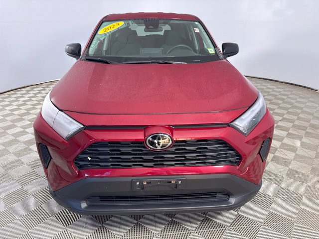 Used 2023 Toyota RAV4 LE AWD/4WD image 2
