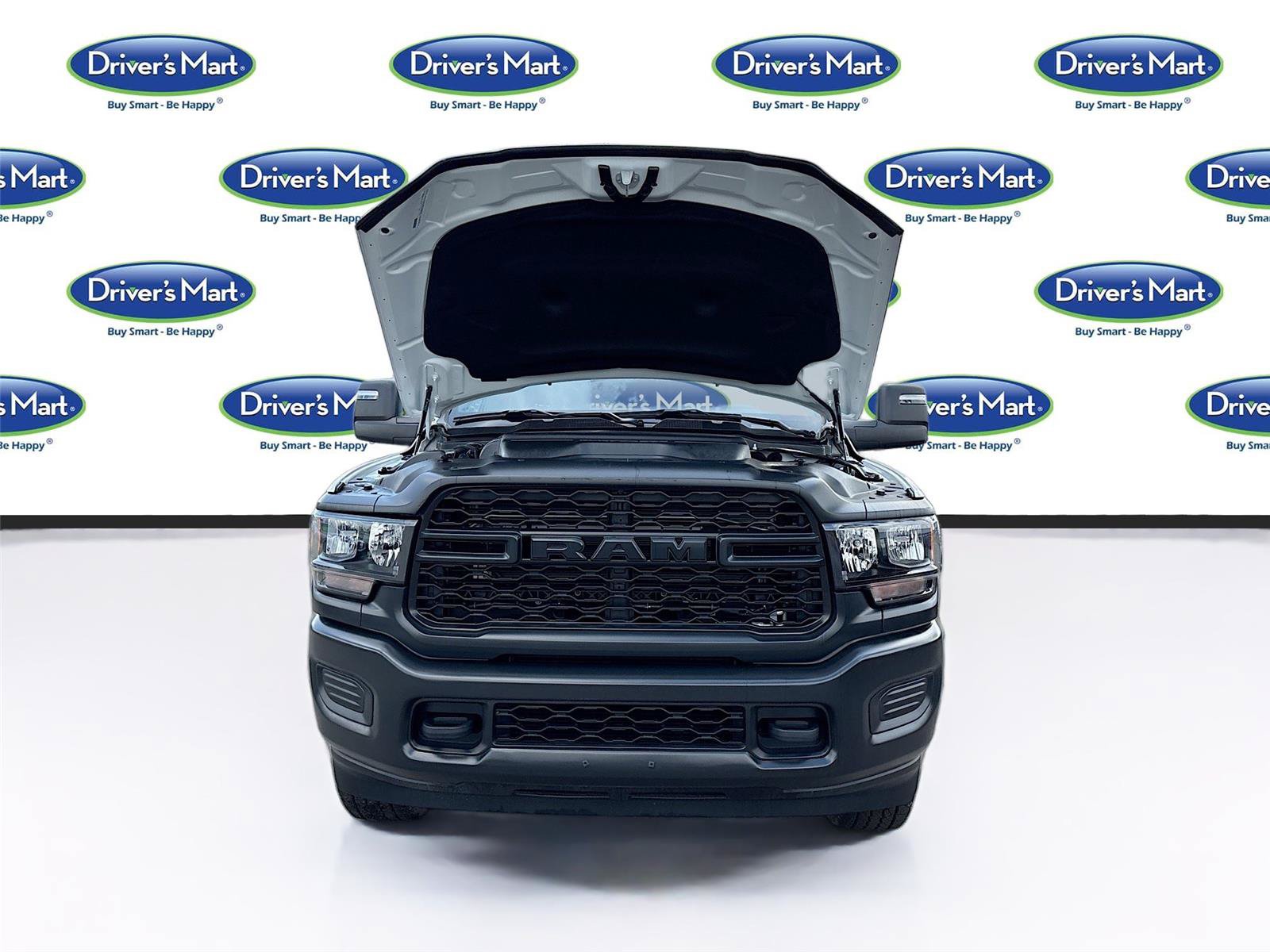 Used 2024 RAM 3500 Tradesman RWD image 31