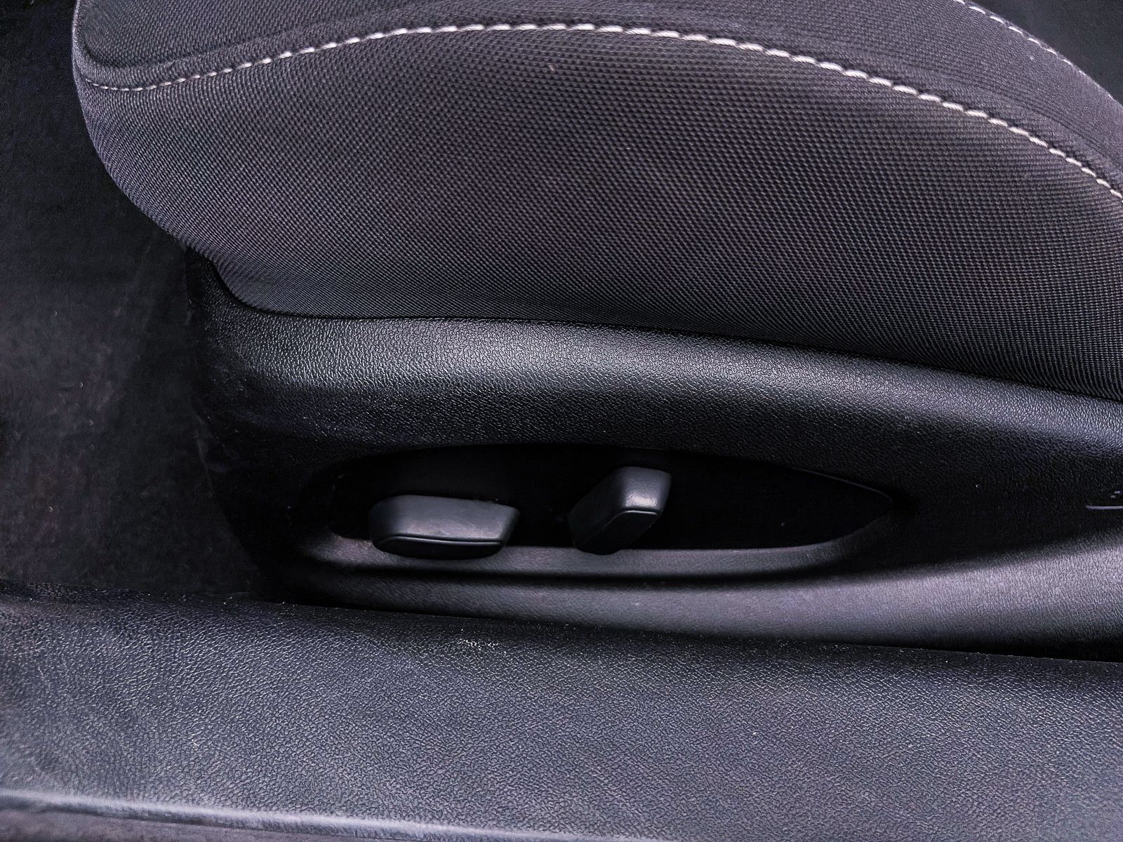Used 2018 Chevrolet Camaro LT w/ RS Package RWD image 14