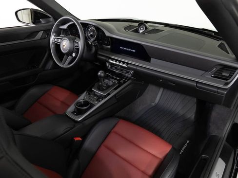 Used 2024 Porsche 911 Targa 4S image 30