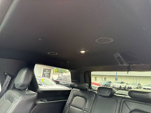 Used 2023 Lincoln Navigator Reserve AWD/4WD image 39