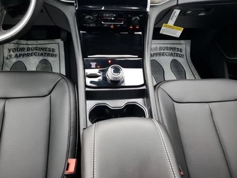 New 2025 Jeep Grand Cherokee Limited w/ Black Appearance Package AWD/4WD image 22