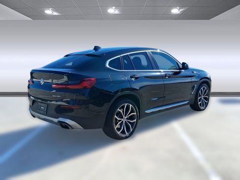 Certified 2023 BMW X4 xDrive30i w/ Parking Assistance Package image 9