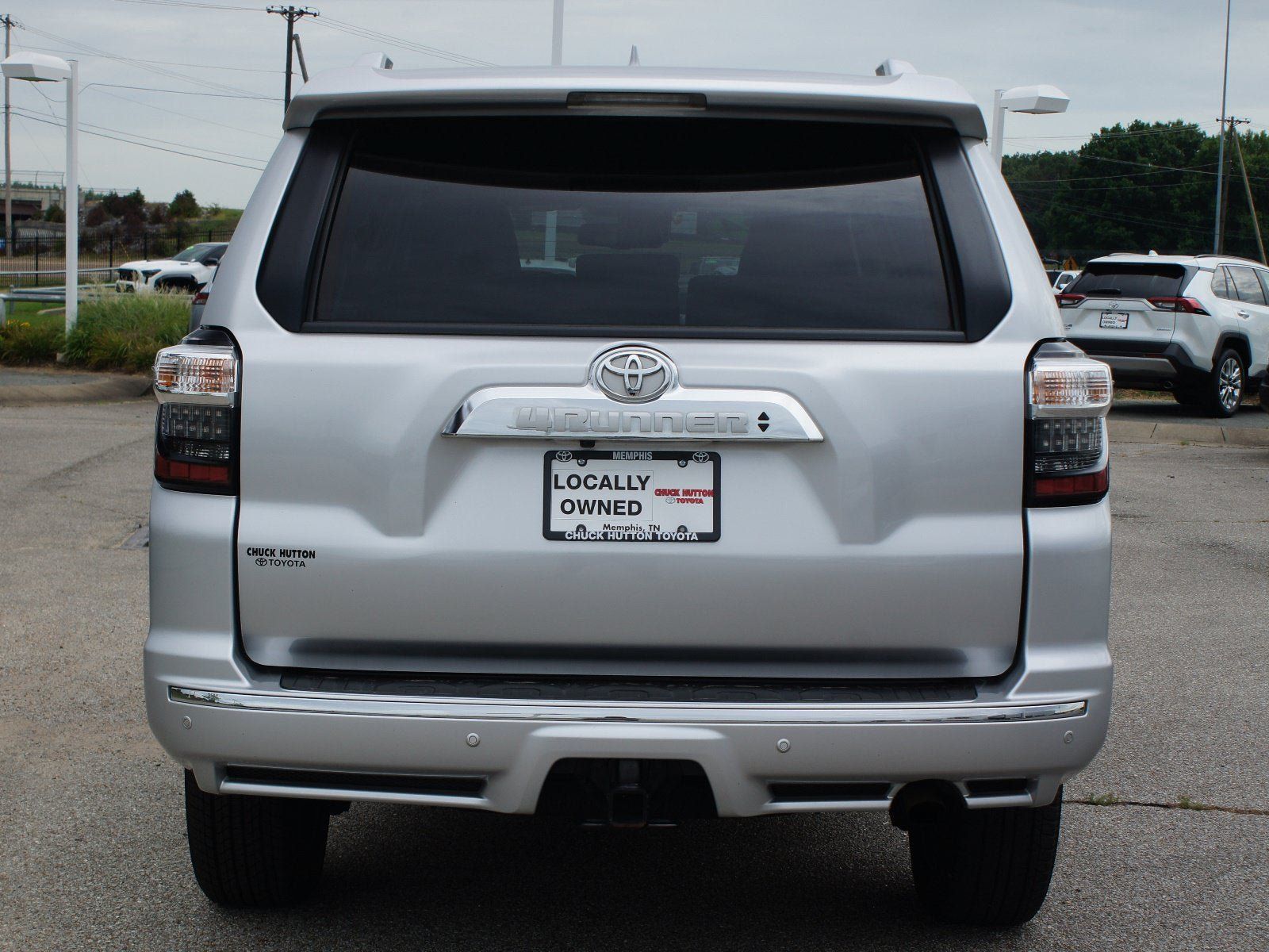 Used 2024 Toyota 4Runner Limited AWD/4WD image 3