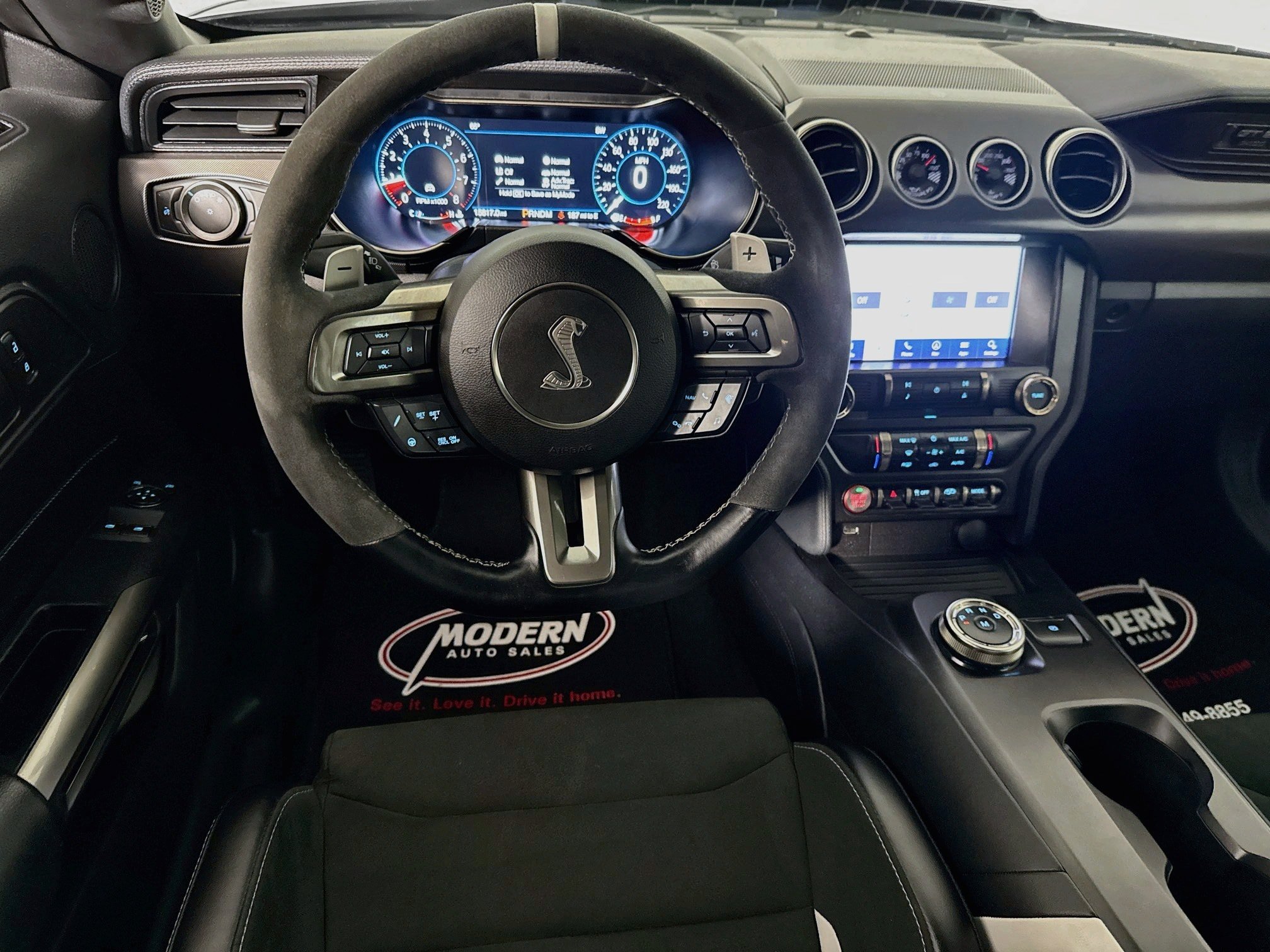 Used 2021 Ford Mustang Shelby GT500 w/ Technology Package RWD image 23