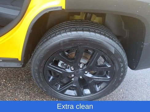 Used 2023 Jeep Renegade Altitude AWD/4WD image 14