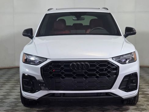 Used 2023 Audi SQ5 Premium Plus w/ Premium Plus Package image 10