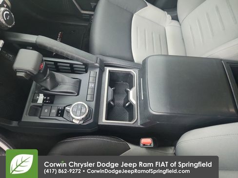 Used 2025 Toyota Tacoma TRD Off-Road image 30