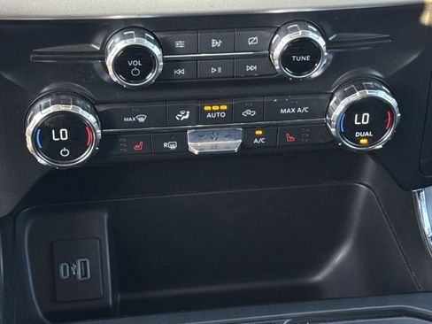 Certified 2021 Ford F150 XLT w/ Equipment Group 302A High image 23