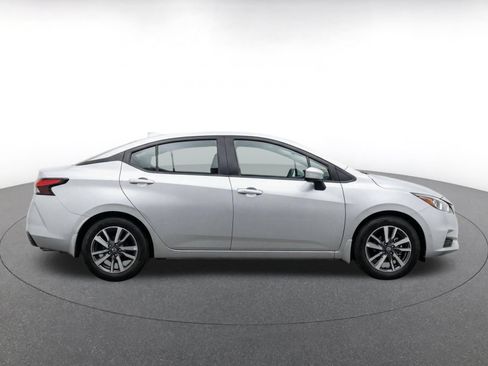 Used 2025 Nissan Versa SV FWD image 10