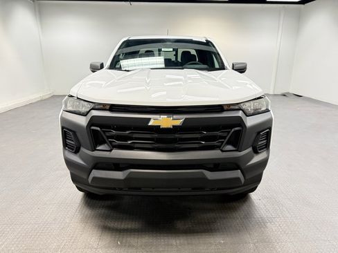 New 2026 Chevrolet Colorado W/T image 9