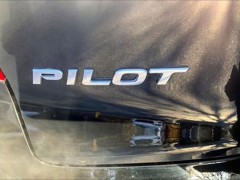 Used 2022 Honda Pilot Sport image 9