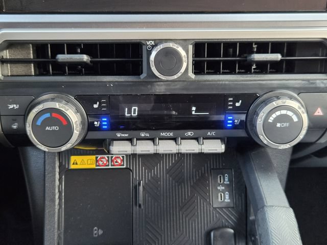 Certified 2025 Toyota 4Runner TRD Sport Premium w/ Tow Technology Package AWD/4WD image 17