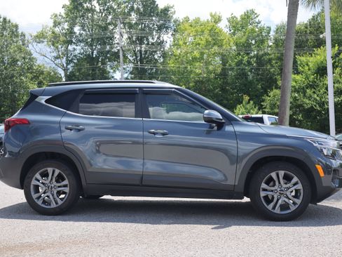Used 2023 Kia Seltos S FWD image 6
