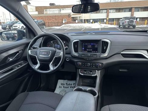 Used 2024 GMC Terrain SLE w/ Driver Convenience Package AWD/4WD image 33