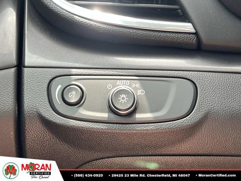 Used 2021 Buick Encore Preferred AWD/4WD image 26
