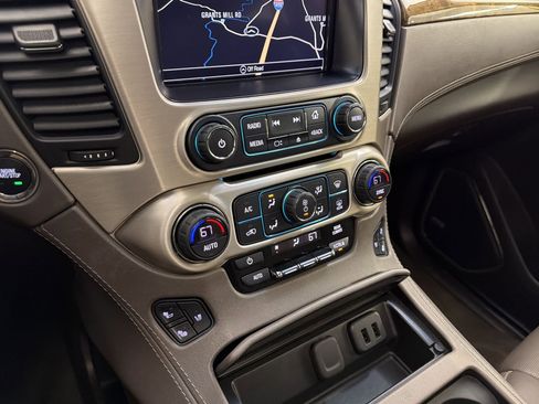 Used 2017 GMC Yukon XL Denali w/ Open Road Package AWD/4WD image 36