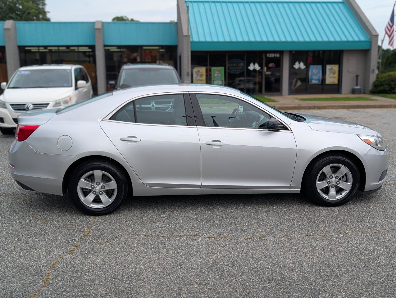 Used 2013 Chevrolet Malibu LS FWD image 7