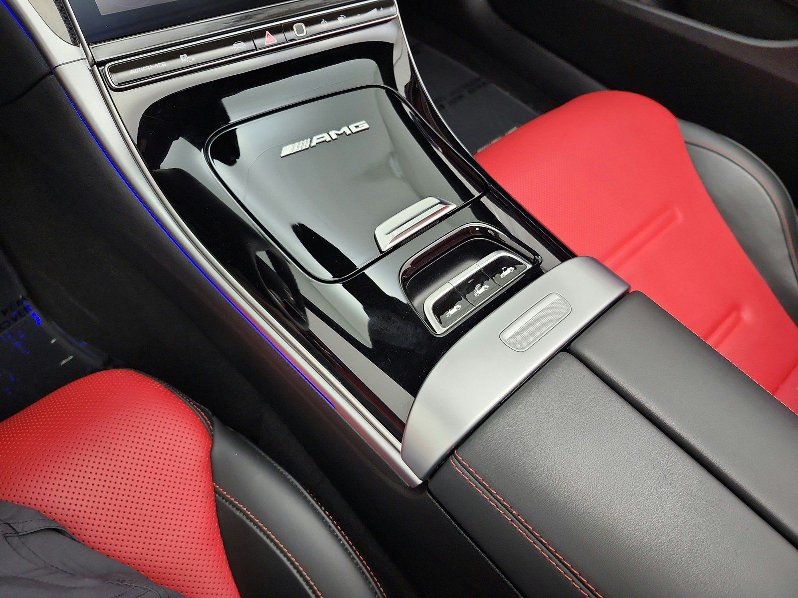 Certified 2026 Mercedes-Benz CLE 53 AMG 4MATIC Cabriolet image 19