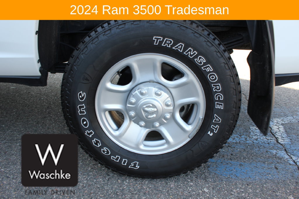 Used 2024 RAM 3500 Tradesman w/ Snow Chief Group AWD/4WD image 13