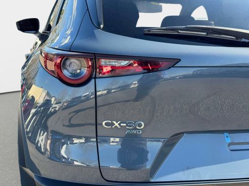 Used 2024 MAZDA CX-30 AWD 2.5 S w/ Preferred Package image 9
