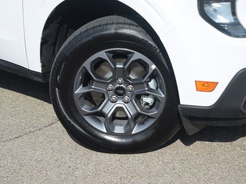 Used 2025 Ford Maverick XLT w/ Equipment Group 302A AWD/4WD image 27