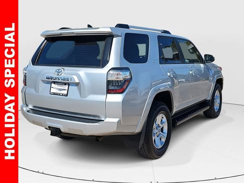 Used 2024 Toyota 4Runner SR5 Premium image 3