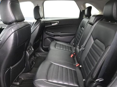 Used 2020 Ford Edge SEL w/ Convenience Package image 18