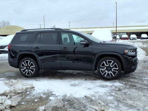Used 2021 GMC Acadia SLT w/ Elevation Edition image 6