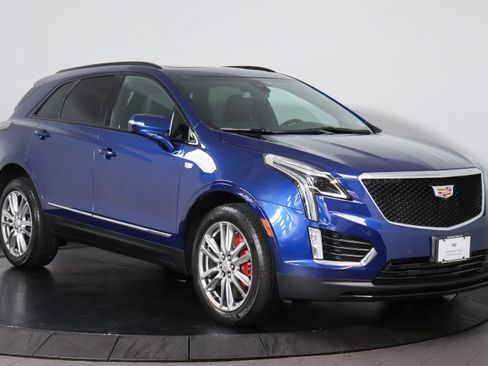 Used 2023 Cadillac XT5 Sportv image 7