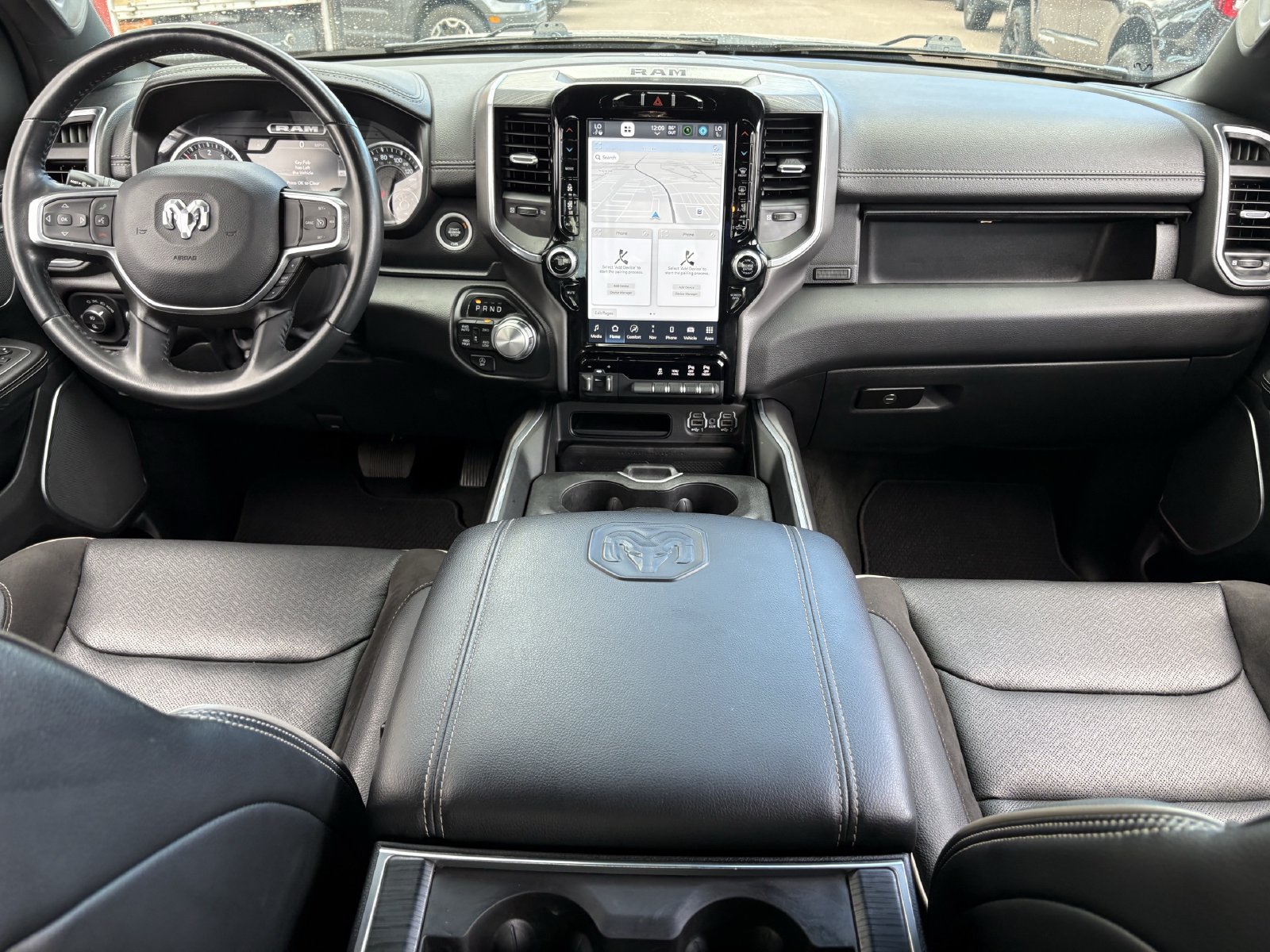 Used 2023 RAM 1500 Laramie AWD/4WD image 18