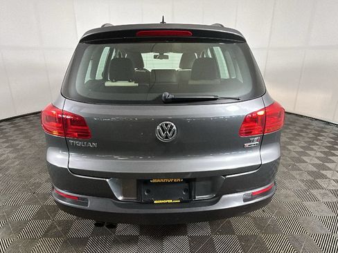 Used 2016 Volkswagen Tiguan S AWD/4WD image 4
